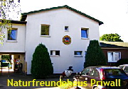 Das Naturfreundehaus der Naturfreunde auf dem Priwall an der Pötenitzer Wiek bei Travemünde